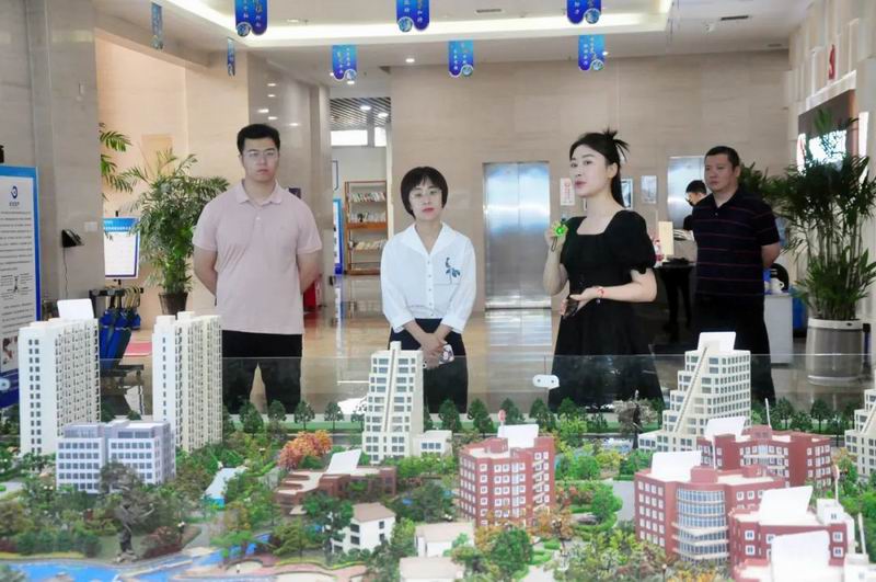 1697095886859705.jpg 640.jpg